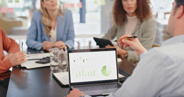 Maximizing Brand Reach with Social Media